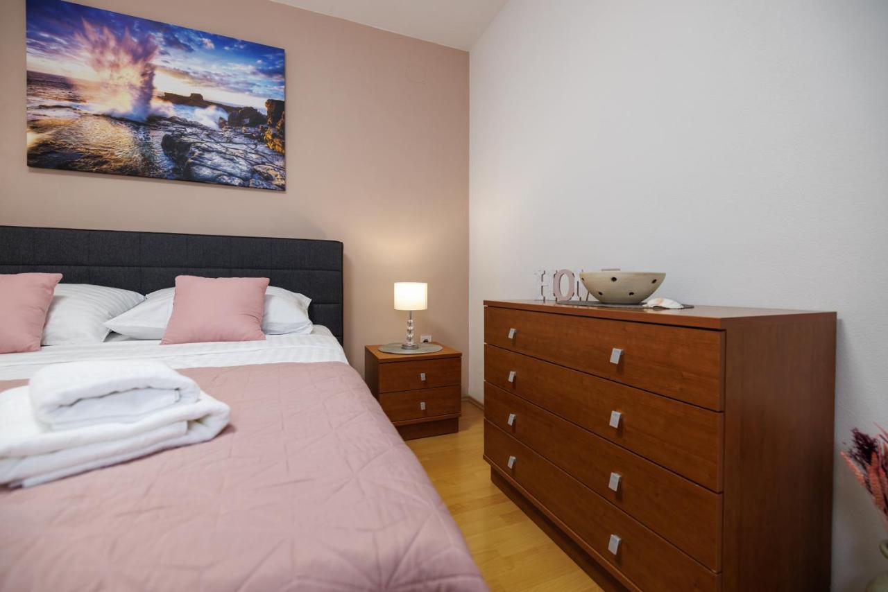 Apartman La Vista E' Bella Корнич Екстер'єр фото